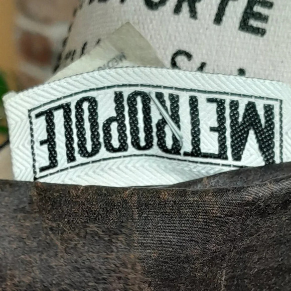 Vintage Metropole Faux Leather Motorcycle Jacket - Picture 8 of 9